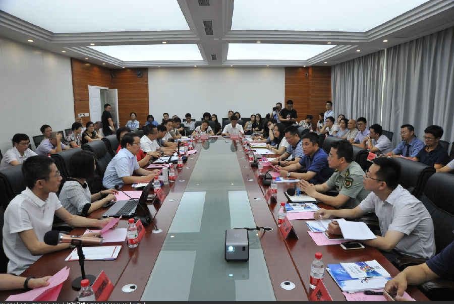 匯聚省市區(qū)強(qiáng)大合力，釋放“知?jiǎng)?chuàng)福建”創(chuàng)新動(dòng)能——顏志煌局長(zhǎng)在“知?jiǎng)?chuàng)福建”平臺(tái)會(huì)見(jiàn)鼓樓區(qū)委書(shū)記薛侃一行